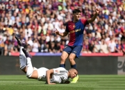 开云足球直播-巴萨对战皇马引人注目，未来双雄之争异常化和激烈的简单介绍