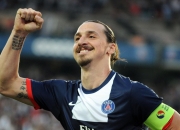 开云体育APP下载-跨越东西的篮球传奇，76人争冠征程与塔图姆的逆境绽放