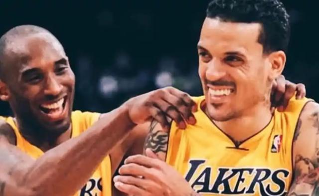 包含湖人B队横扫公牛,巴恩斯爆发神勇的词条 包含湖人B队横扫公牛,巴恩斯爆发神勇的词条