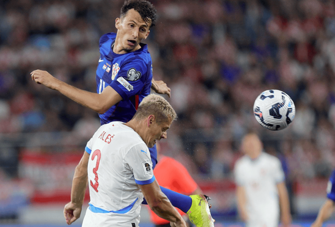 立陶宛男篮强势土耳其男篮，莫里斯制霸全场