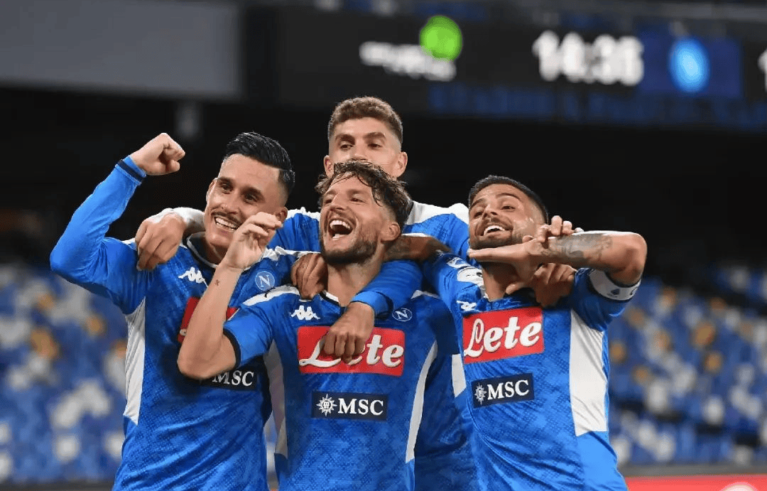 关于那不勒斯客场大胜热那亚,重返胜利轨道的信息 关于那不勒斯客场大胜热那亚,重返胜利轨道的信息