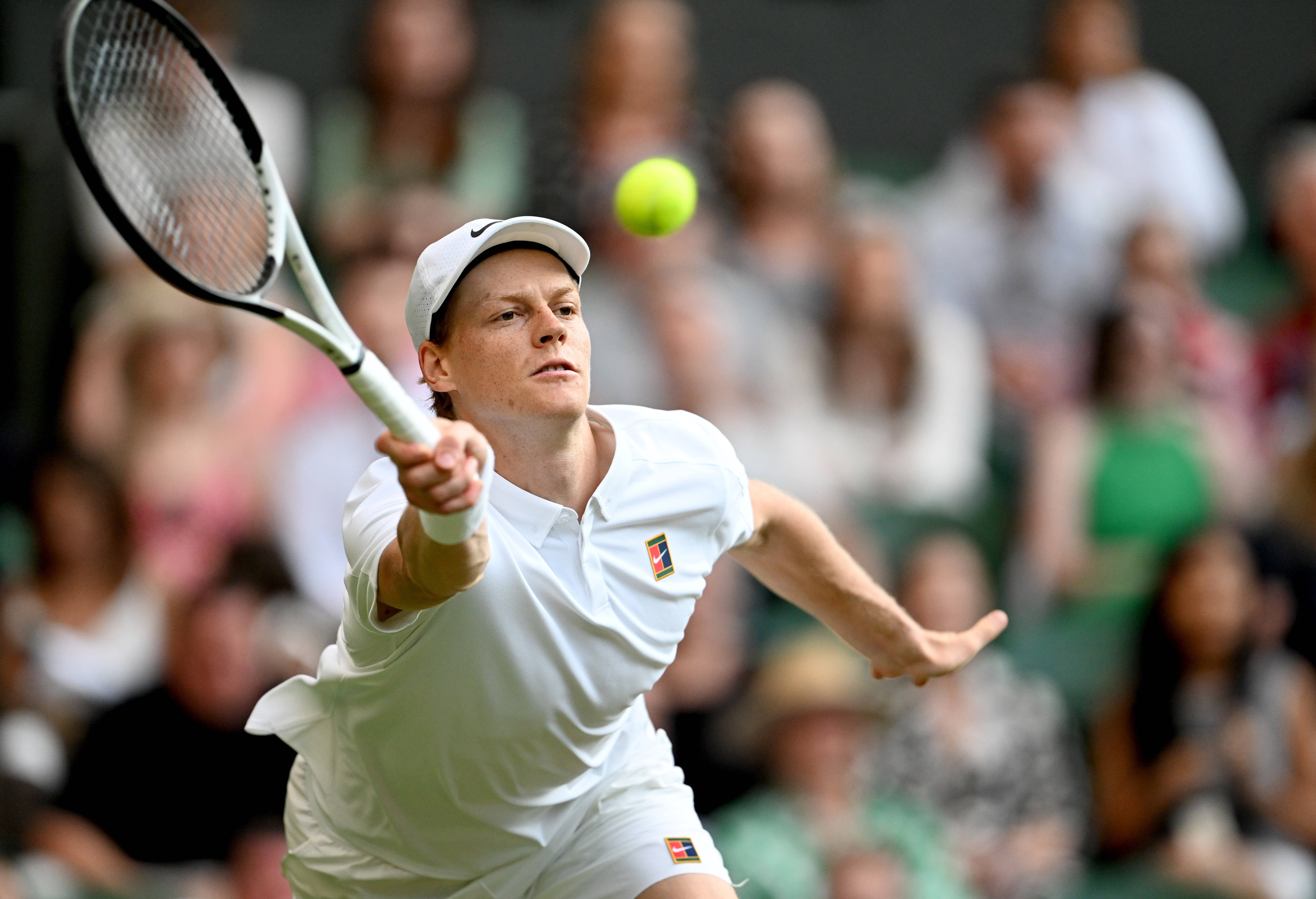 澳网绝杀温网,辛纳扛起全队的简单介绍 澳网绝杀温网,辛纳扛起全队的简单介绍