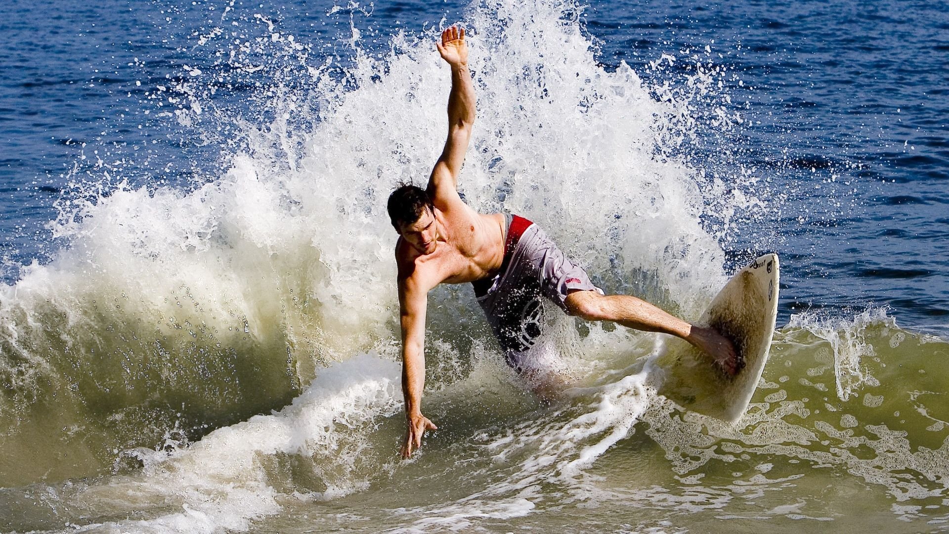 东决关键战之夜，加克波彻底打爆防线，一场改写历史的个人表演